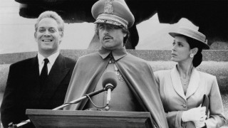 Кадр з фільму Місяць над Парадором