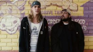 Кадр з фільму Клерки 2