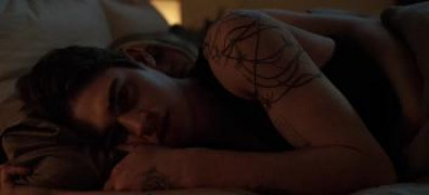 Кадр з фільму Після падіння