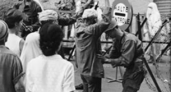 Кадр з фільму Битва за Алжир