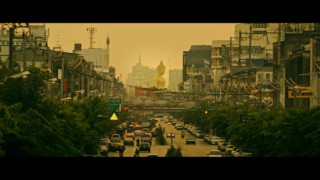 Кадр з фільму Кулак помсти