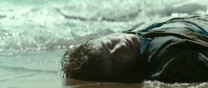 Кадр з фільму Людина – швейцарський ніж