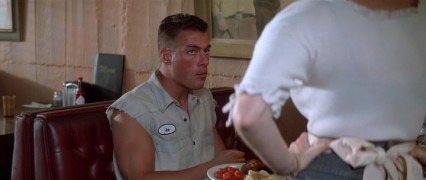 Кадр з фільму Універсальний солдат