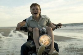 Кадр з фільму Грудневі хлопчики