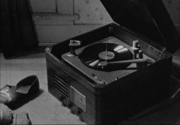 Кадр з фільму Полуденні мережі