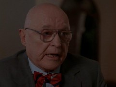 Кадр з фільму Сучасні вампіри