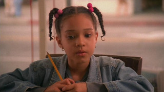 Кадр з фільму Читальна зала