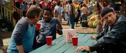 Кадр з фільму Реальні Кабани