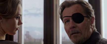 Кадр з фільму Кур'єр