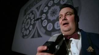 Кадр з фільму Передати у спадок