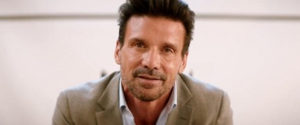 Кадр з фільму Грошова голка (Торговці тілами)