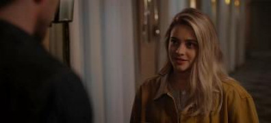 Кадр з фільму Після падіння