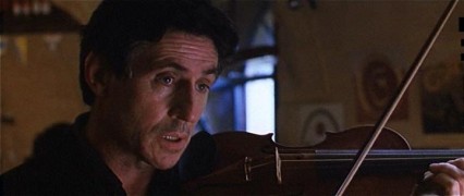 Кадр з фільму Закон протилежностей