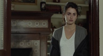 Кадр з фільму Усі знають