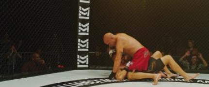 Кадр з фільму Над тінями