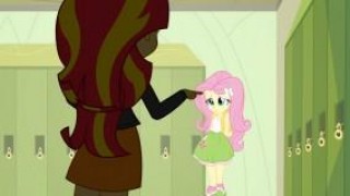 Кадр з фільму Моя Маленька Поні: Дівчата Еквестрії