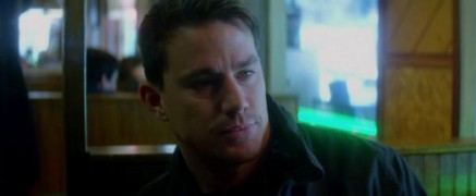 Кадр з фільму Нокаут