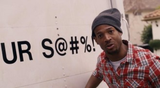 Кадр з фільму Будинок з паранормальними явищами