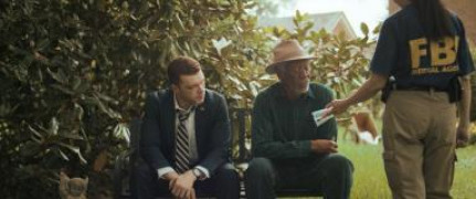 Кадр з фільму Райське шосе