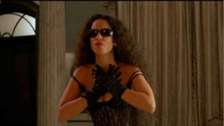 Кадр з фільму Місяць над Парадором