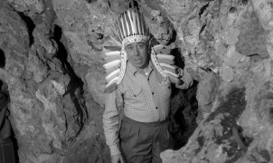 Кадр з фільму Вождь червоношкірих