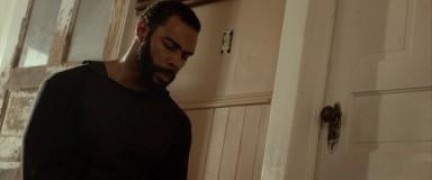 Кадр з фільму Постріл в безодню