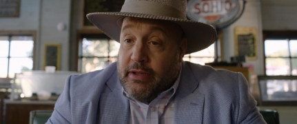 Кадр з фільму Монстри літа