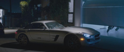 Кадр з фільму Близнюки