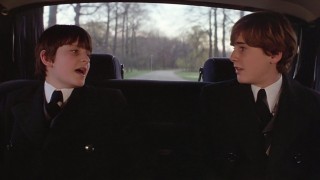 Кадр з фільму Омен ІІ. Демієн