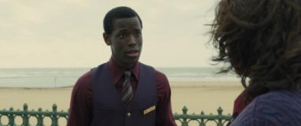 Кадр з фільму Імперія світла