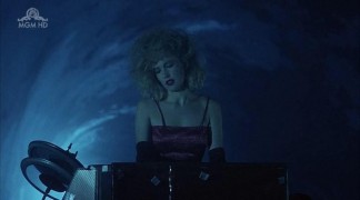 Кадр з фільму Порочні вуста