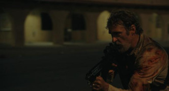 Кадр з фільму Еддінгтон