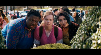 Кадр з фільму Круті дівчата