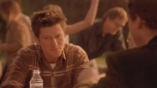 Кадр з фільму Людина-личинка