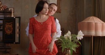 Кадр з фільму Непереможний