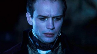 Кадр з фільму Королева проклятих