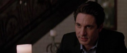 Кадр з фільму Кохання та інші обставини