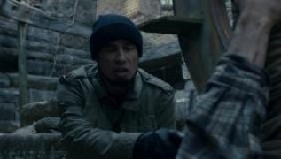 Кадр з фільму Сезон убивць