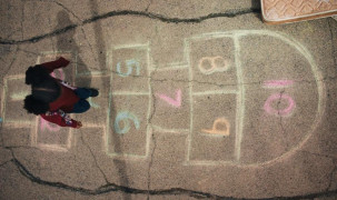 Кадр з фільму Ми виросли