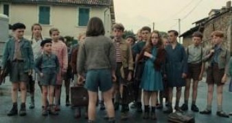 Кадр з фільму Війна ґудзиків