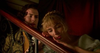 Кадр з фільму У готичному стилі