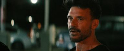 Кадр з фільму Гаси світло