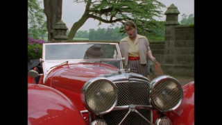 Кадр з фільму Міс Марпл: З допомогою дзеркал