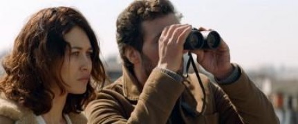 Кадр з фільму За подих від тебе