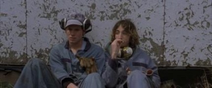 Кадр з фільму Викидайли