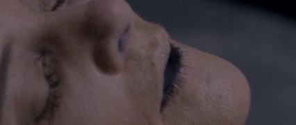 Кадр з фільму Заплати привиду