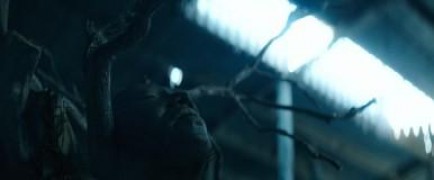 Кадр з фільму Надприродне