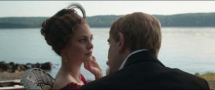 Кадр з фільму Амундсен