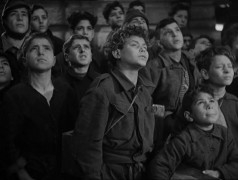 Кадр з фільму Чистильники взуття