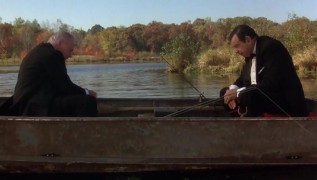 Кадр з фільму Старі та сварливі розбешкетувалися